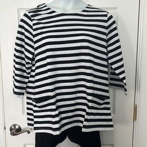 NIB Appleseed’s striped top with pockets